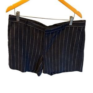 Banana Republic Navy Blue Pinstripe Shorts Women’s Size 14